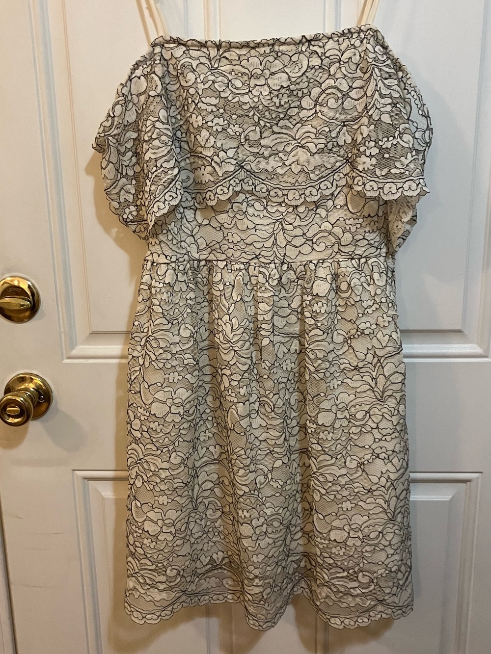 Francesca’s Lace Flounce Overlay Dress Cream/Black-Medium - Picture 2 of 9